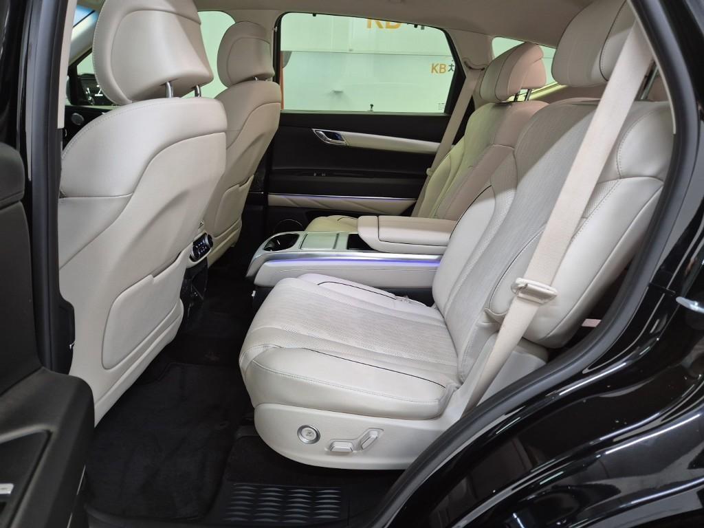 Genesis GV80 - Vista 12