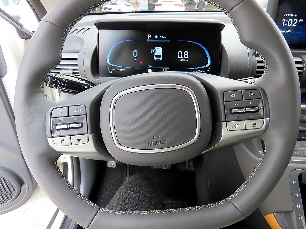 HYUNDAI Casper - Vista 8