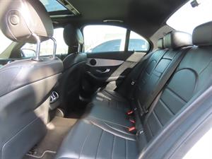 Mercedes Benz C Class - Vista 12