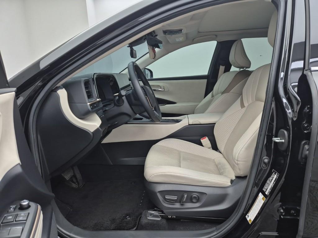 Toyota Crown - Vista 11