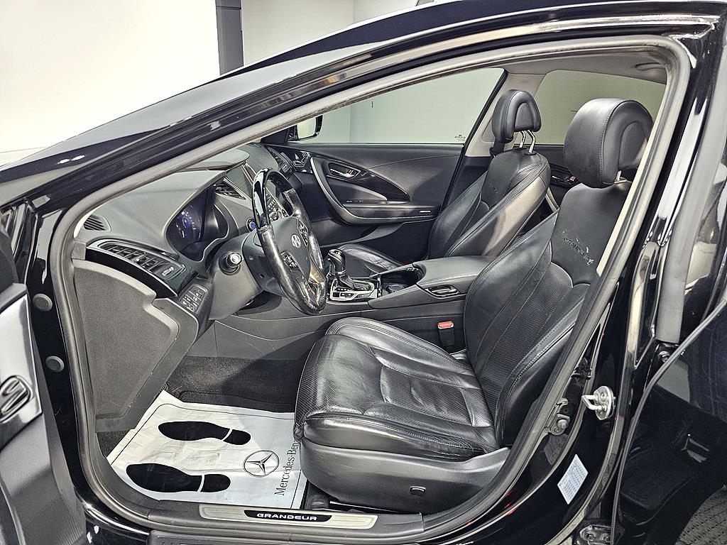 HYUNDAI Grandeur - Vista 8