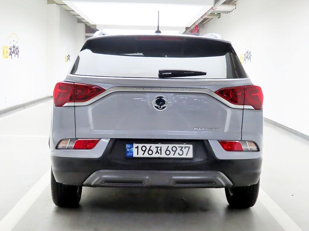 Ssangyong Korando - Vista 3
