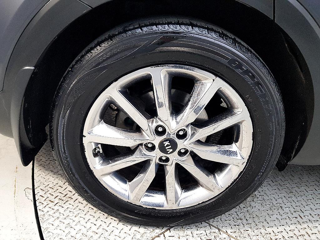 KIA Sorento 2015 Gris - Importación desde Corea - HF Imports Iquique - Foto 20