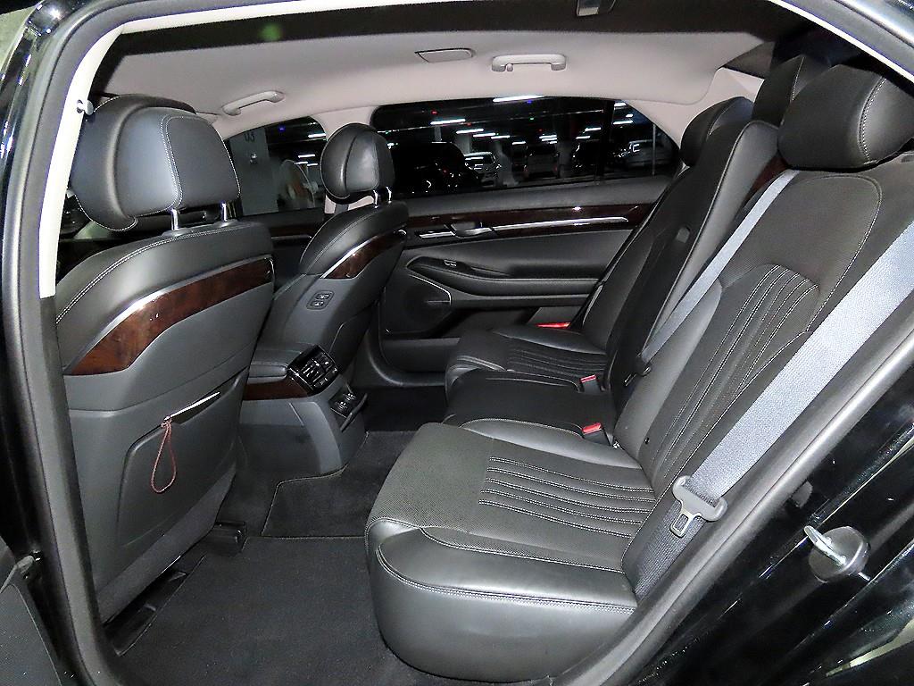 Genesis EQ900 - Vista 7