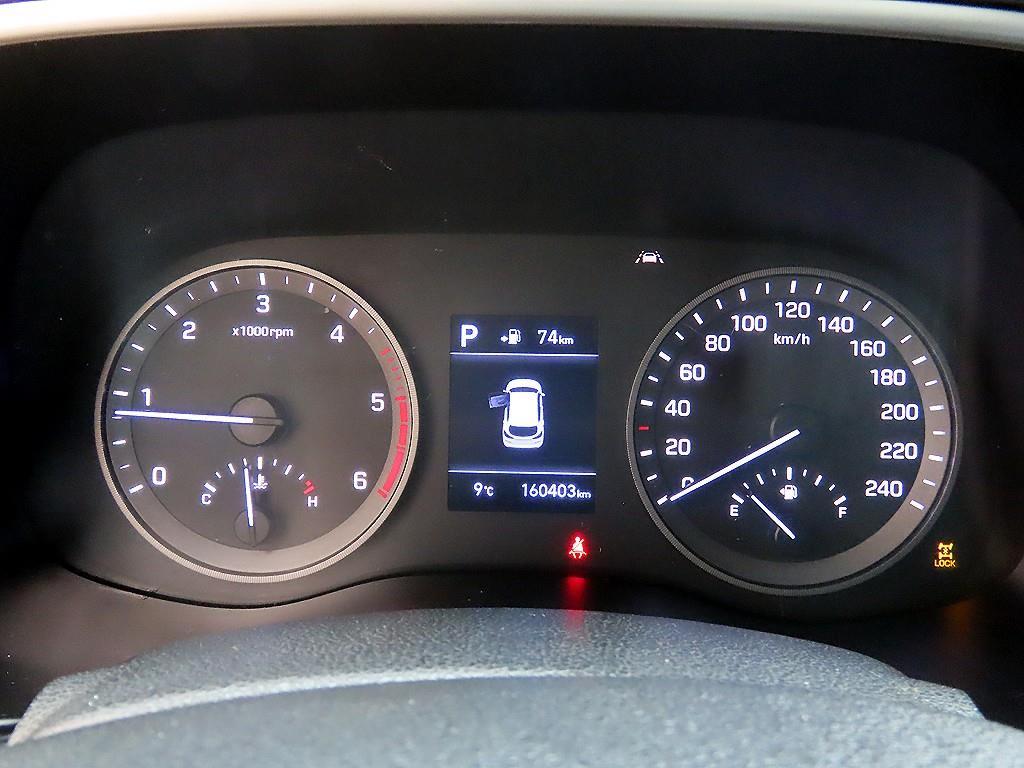 HYUNDAI Tucson - Vista 9