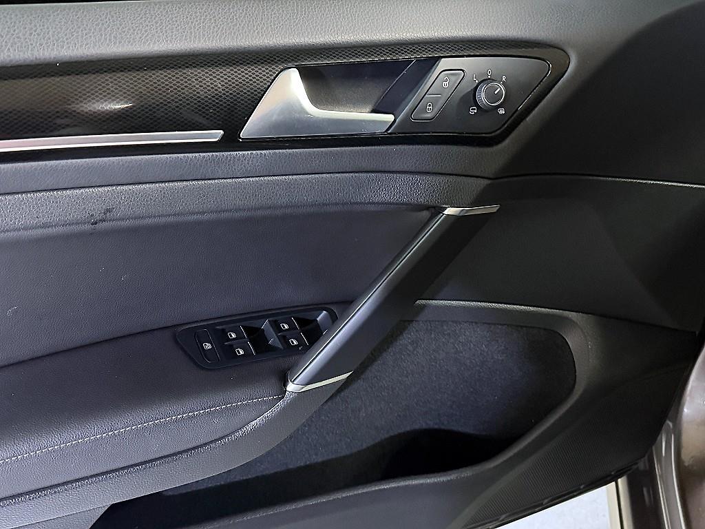 Volkswagen Golf 2014 Gris - Importación desde Corea - HF Imports Iquique - Foto 13