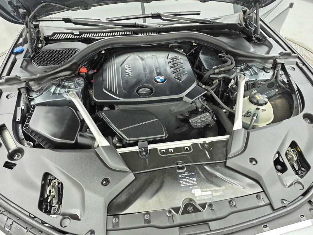 BMW 5 Series - Vista 6