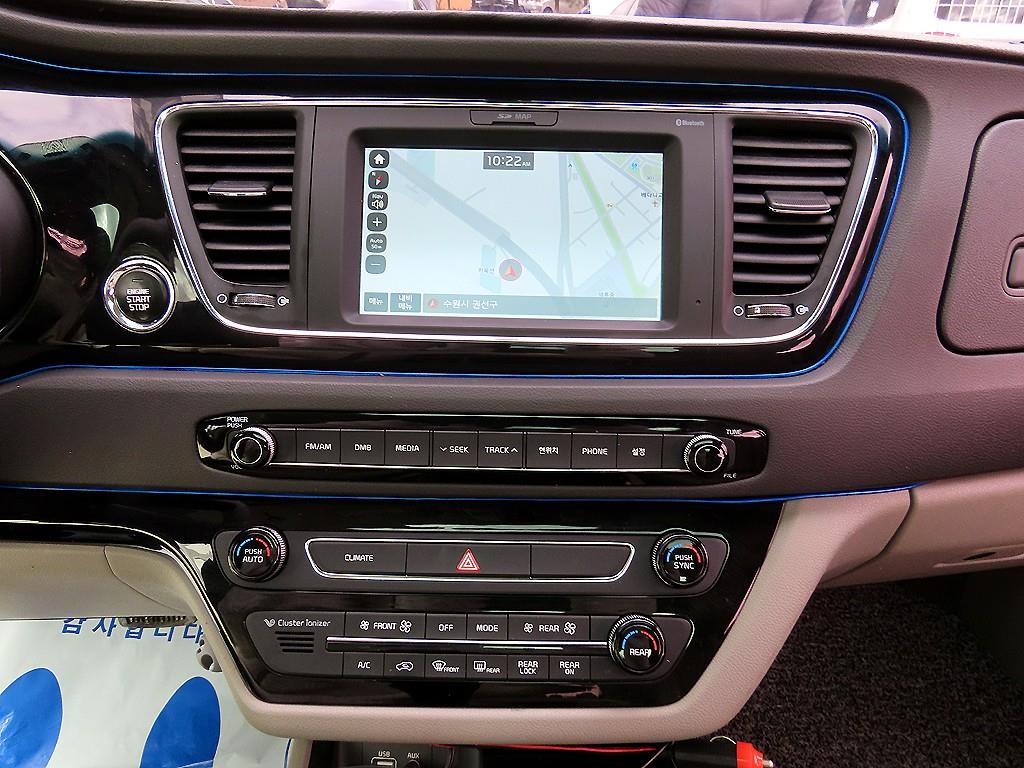 KIA Carnival 2017 Blanco - Importación desde Corea - HF Imports Iquique - Foto 13