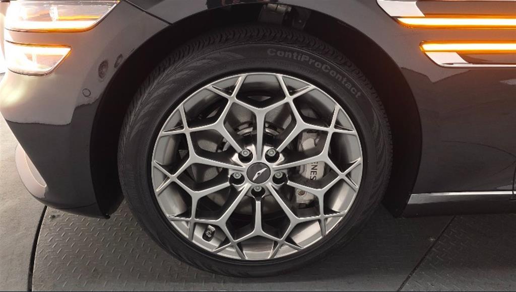 Genesis G80 - Vista 5