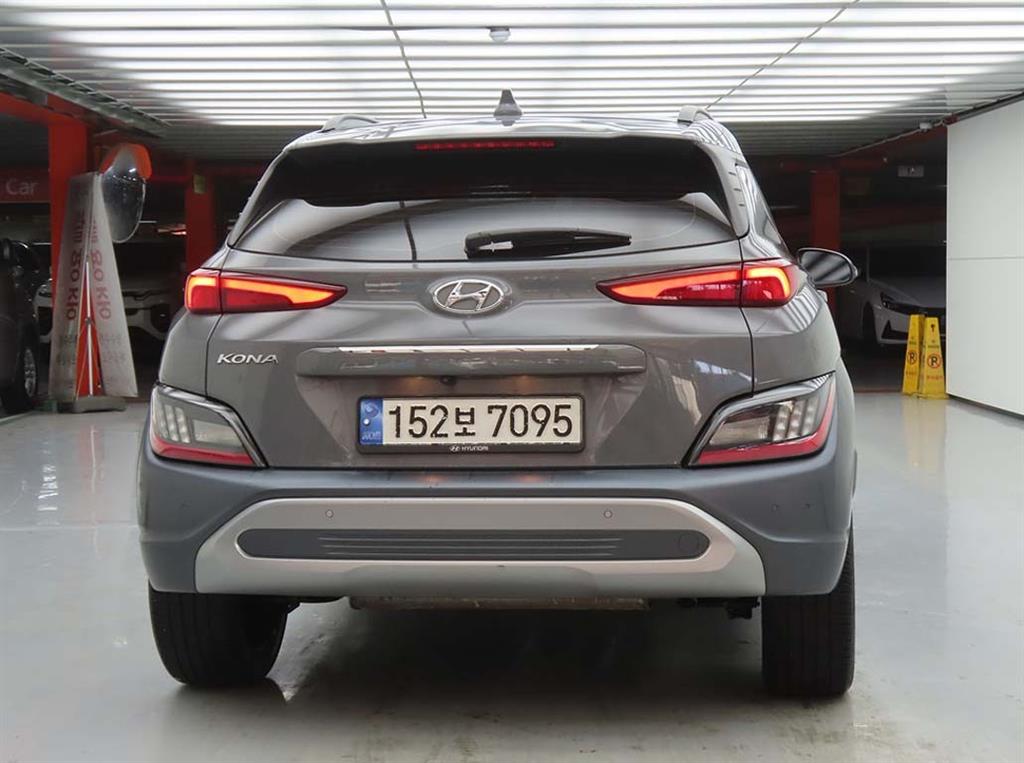 HYUNDAI Kona - Vista 3