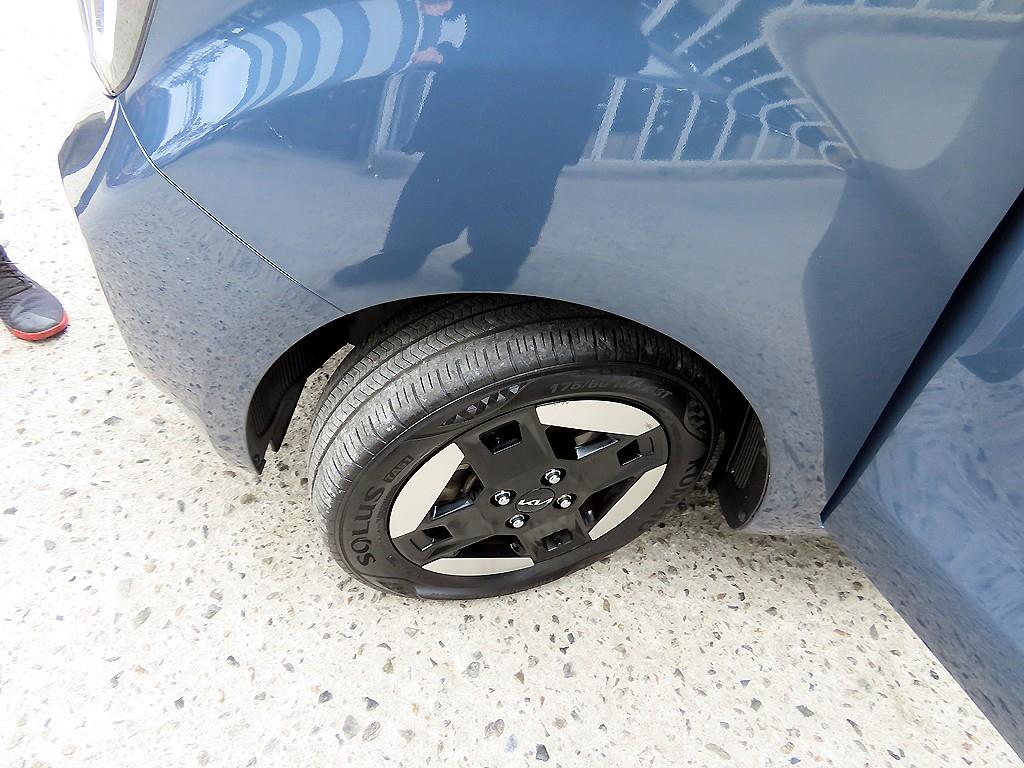 KIA Ray 2024 Gris - Importación desde Corea - HF Imports Iquique - Foto 20