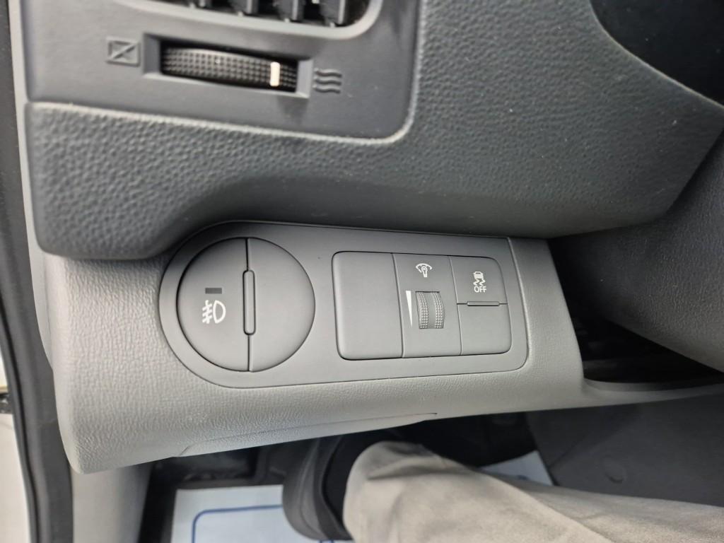 HYUNDAI Starex 2016 Blanco - Importación desde Corea - HF Imports Iquique - Foto 15