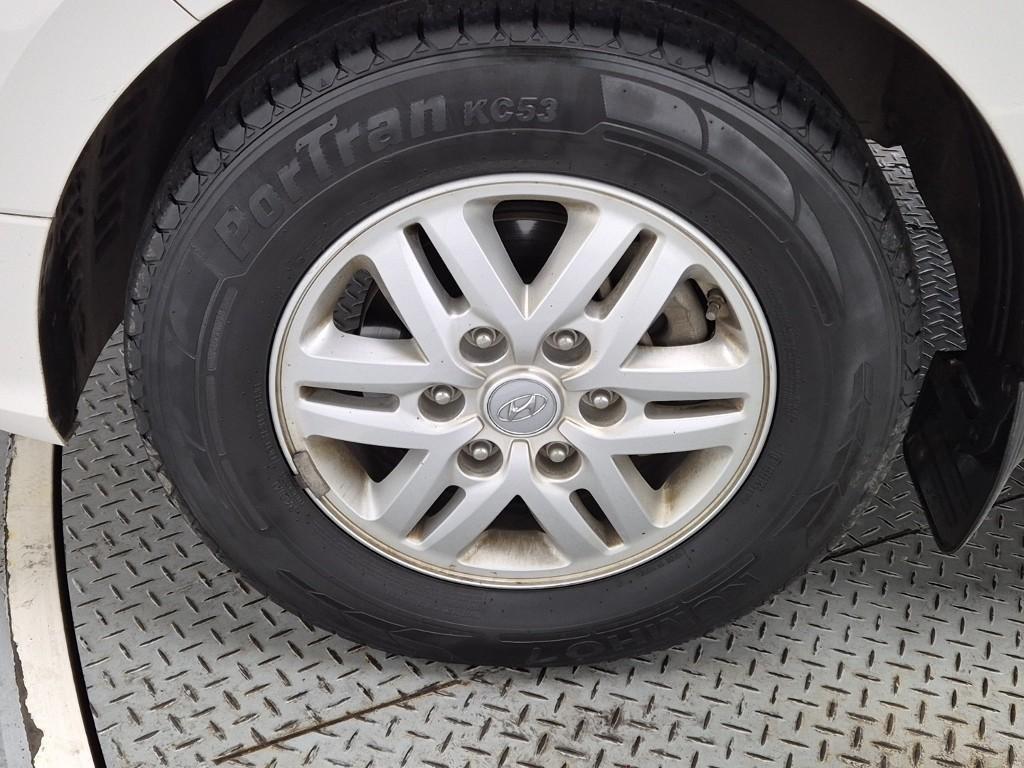 HYUNDAI Starex 2019 Blanco - Importación desde Corea - HF Imports Iquique - Foto 19