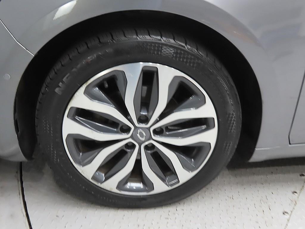 SAMSUNG SM6 - Vista 9