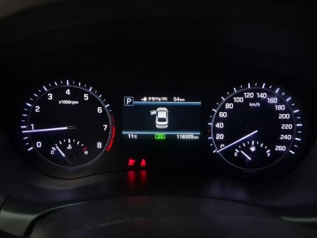 Genesis G80 2017 Negro - Importación desde Corea - HF Imports Iquique - Foto 19