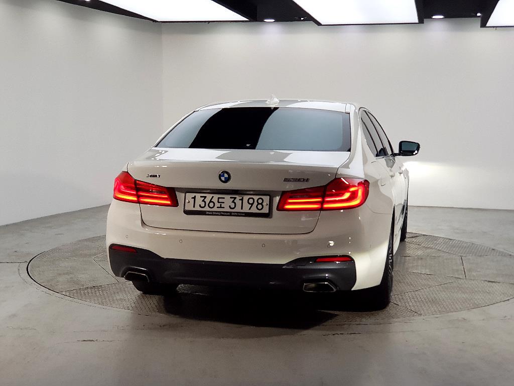 BMW 5 Series - Vista 3