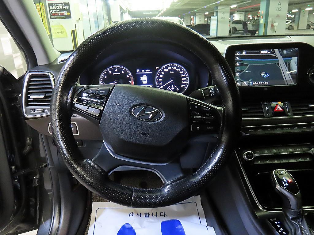 HYUNDAI Grandeur - Vista 8