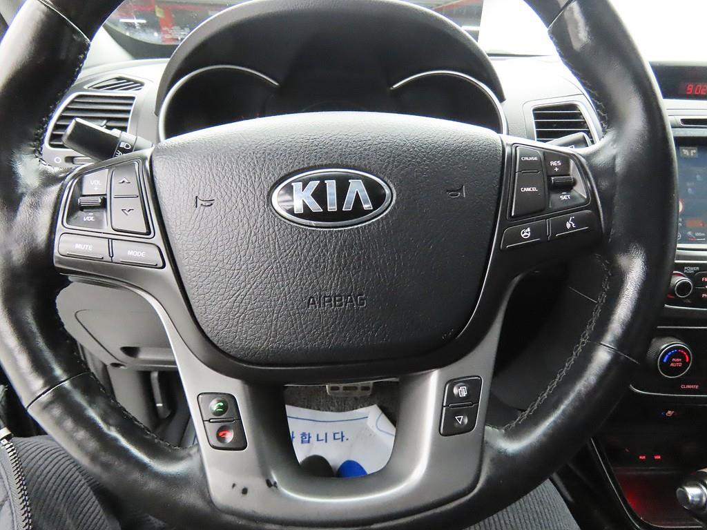 KIA Sorento - Vista 9