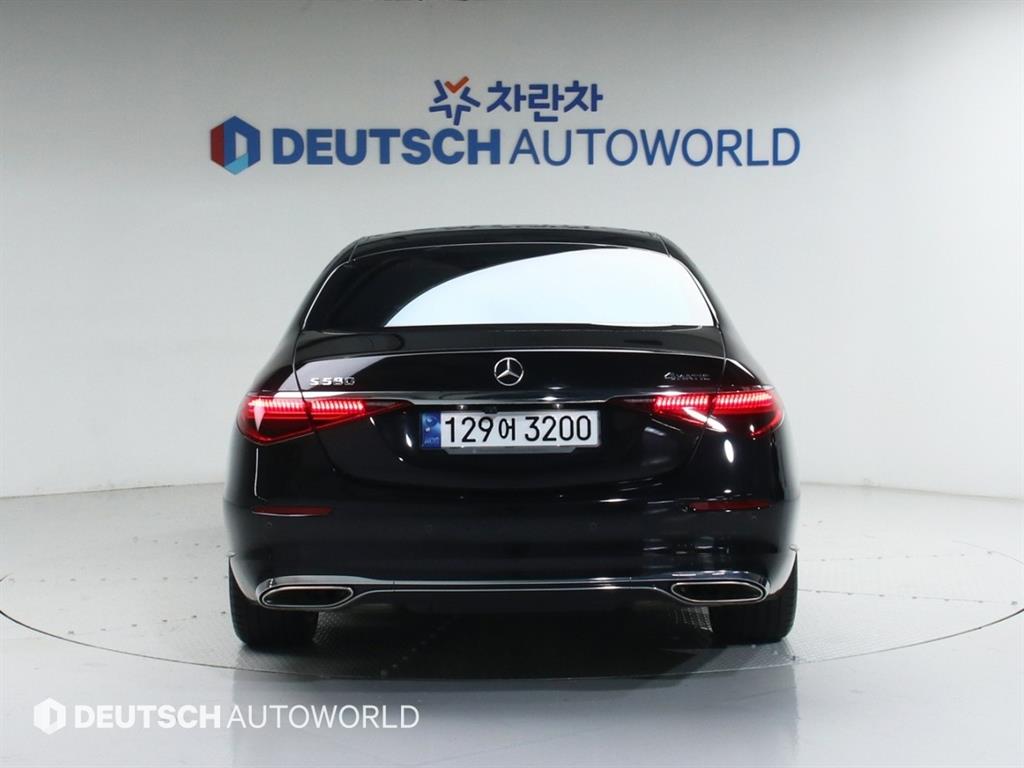 Mercedes Benz S Class - Vista 4