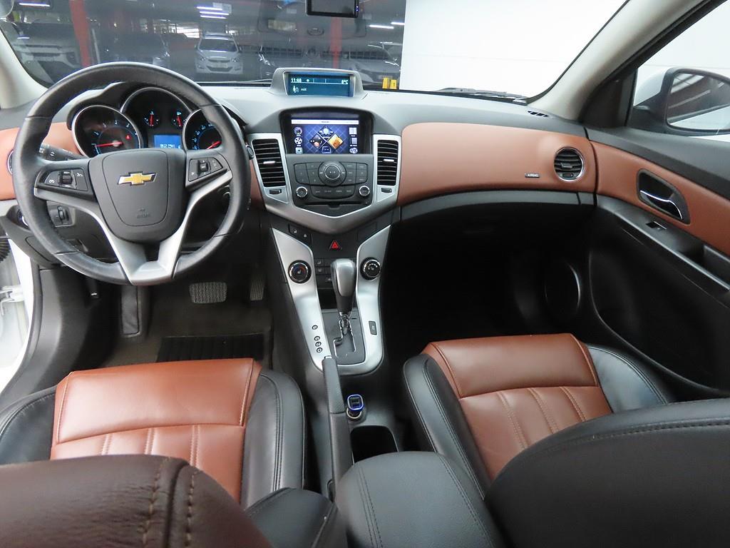 Chevrolet Cruise - Vista 5
