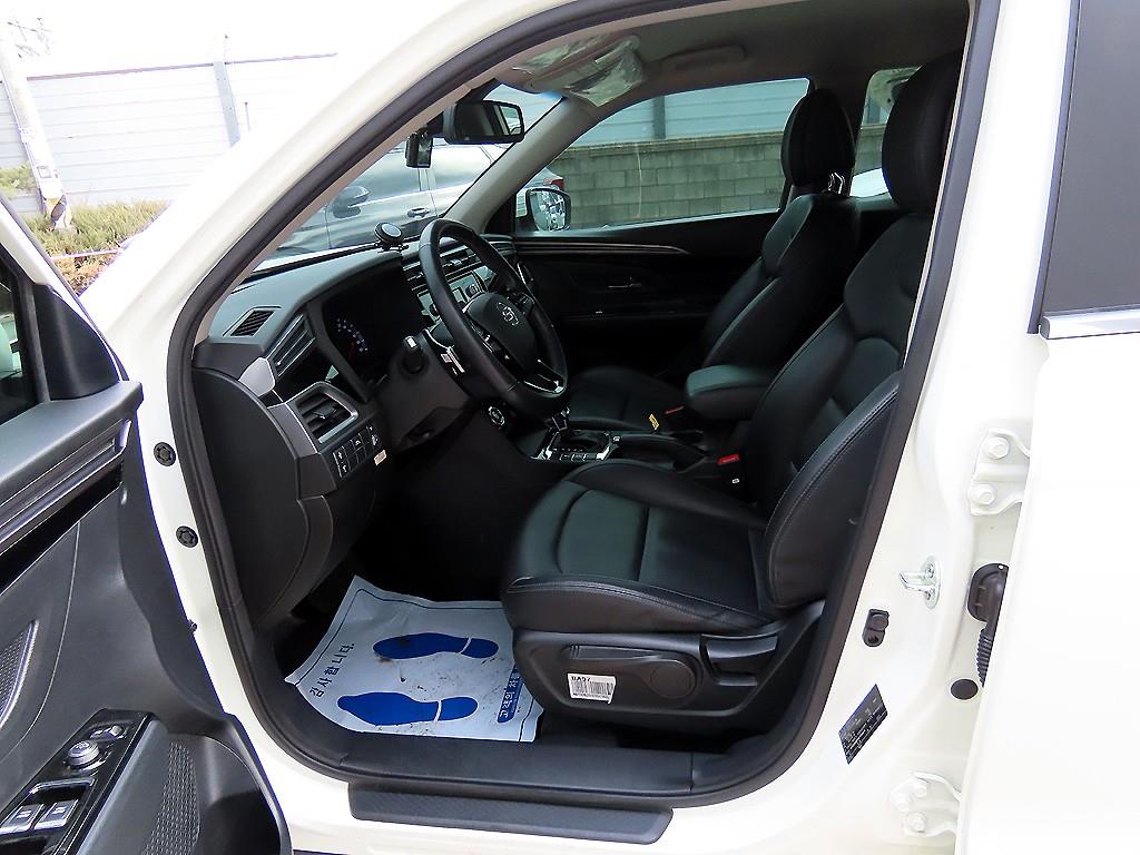 Ssangyong Korando - Vista 5