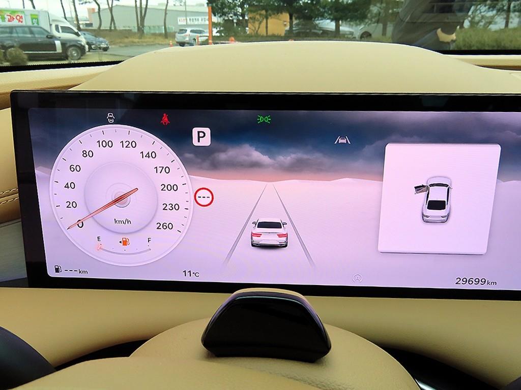 Genesis G80 - Vista 9