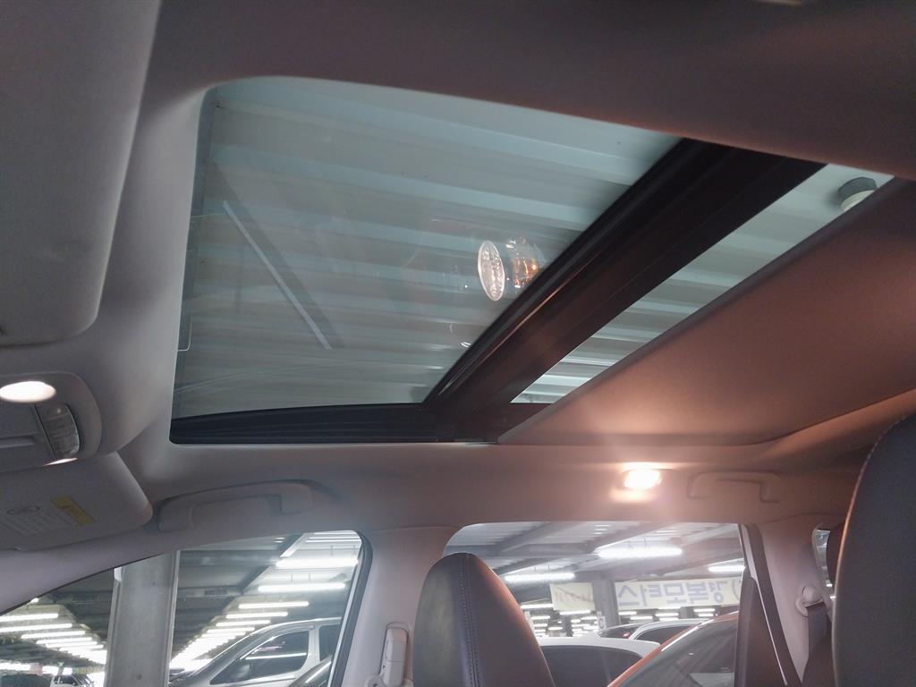 Nissan Extrail - Vista 11