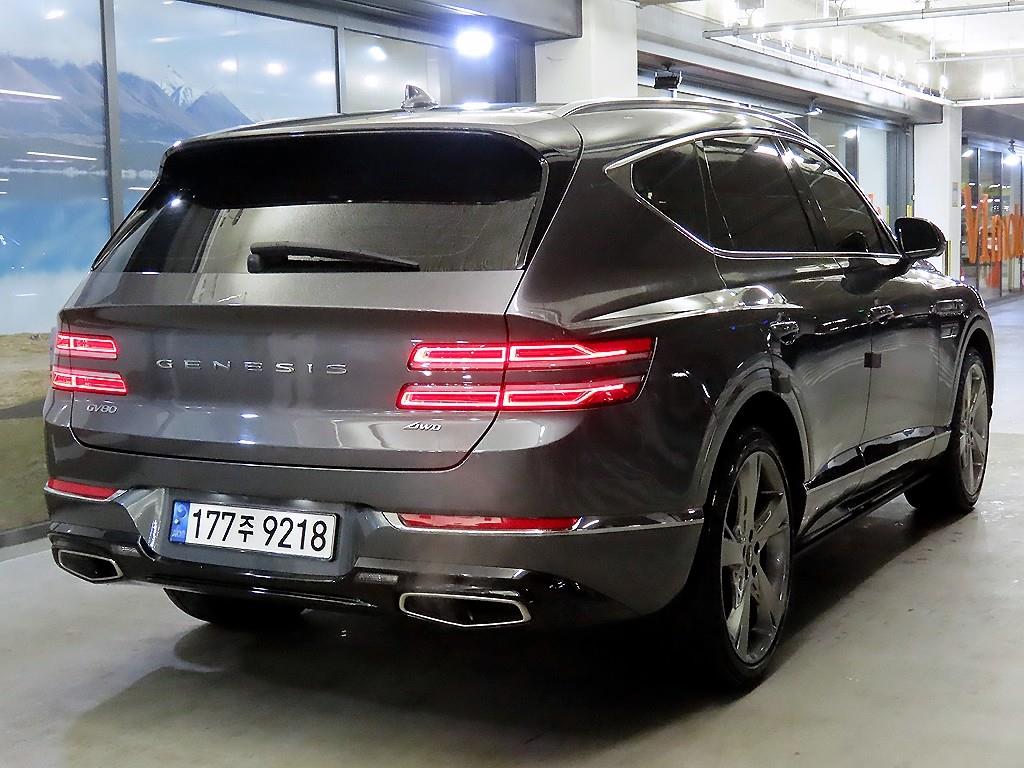 Genesis GV80 - Vista 5