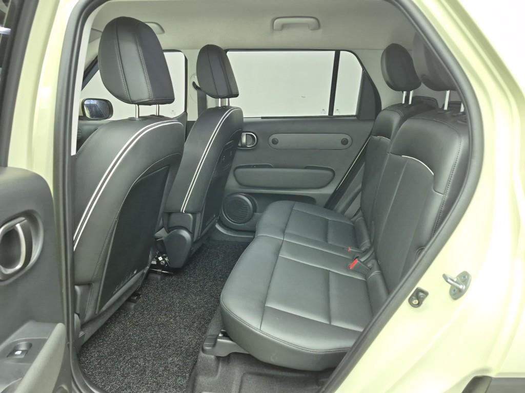 HYUNDAI Casper - Vista 12