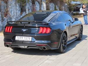 Ford Mustang - Vista 6