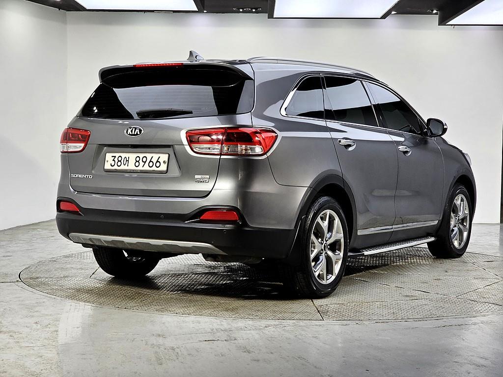 KIA Sorento - Vista 4