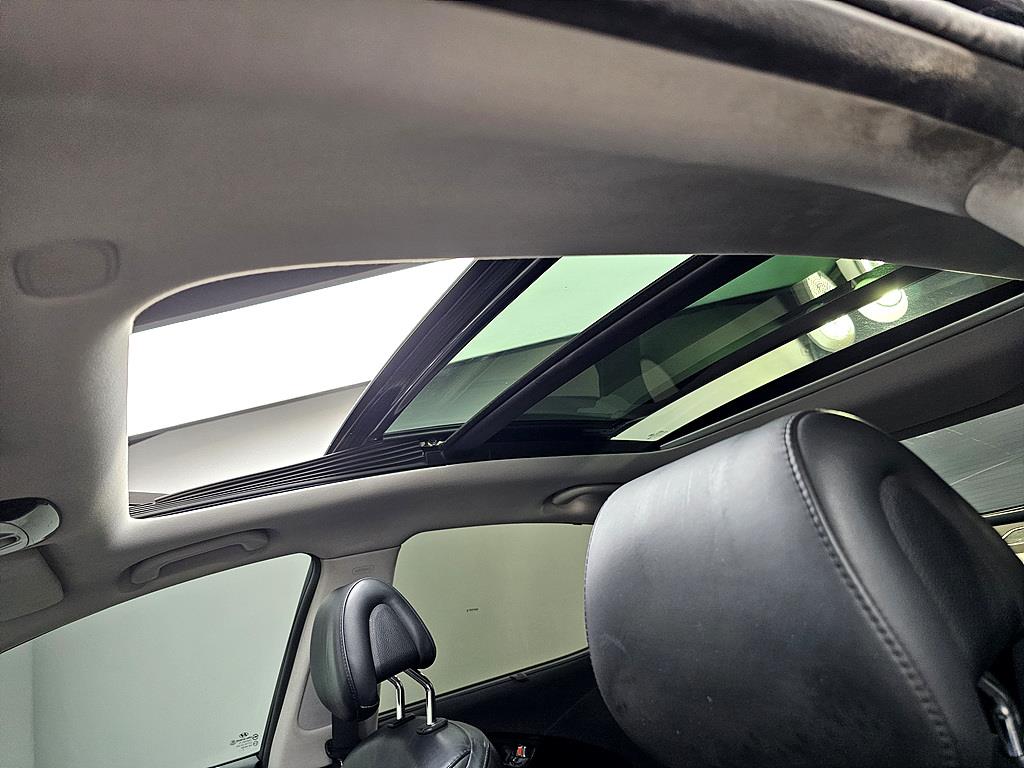 HYUNDAI Grandeur - Vista 12