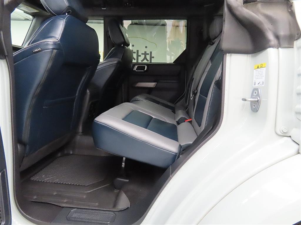 Ford Bronco - Vista 6