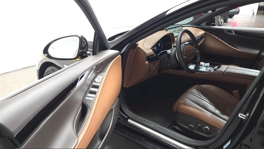 Genesis G80 - Vista 11