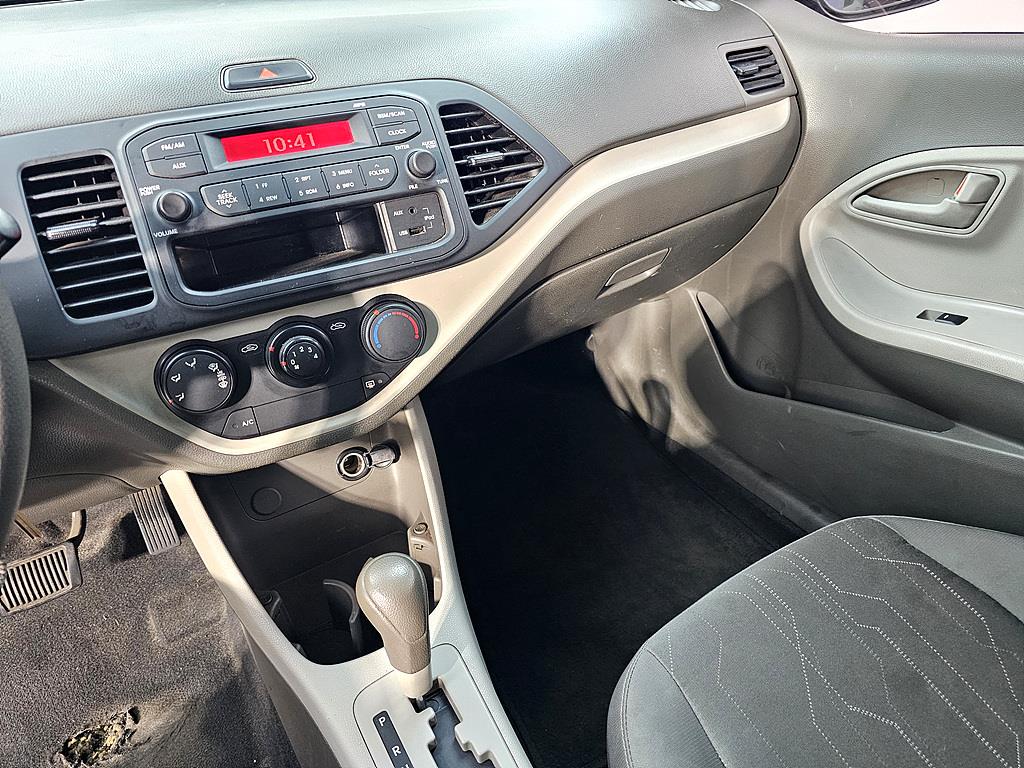 KIA Morning - Vista 8