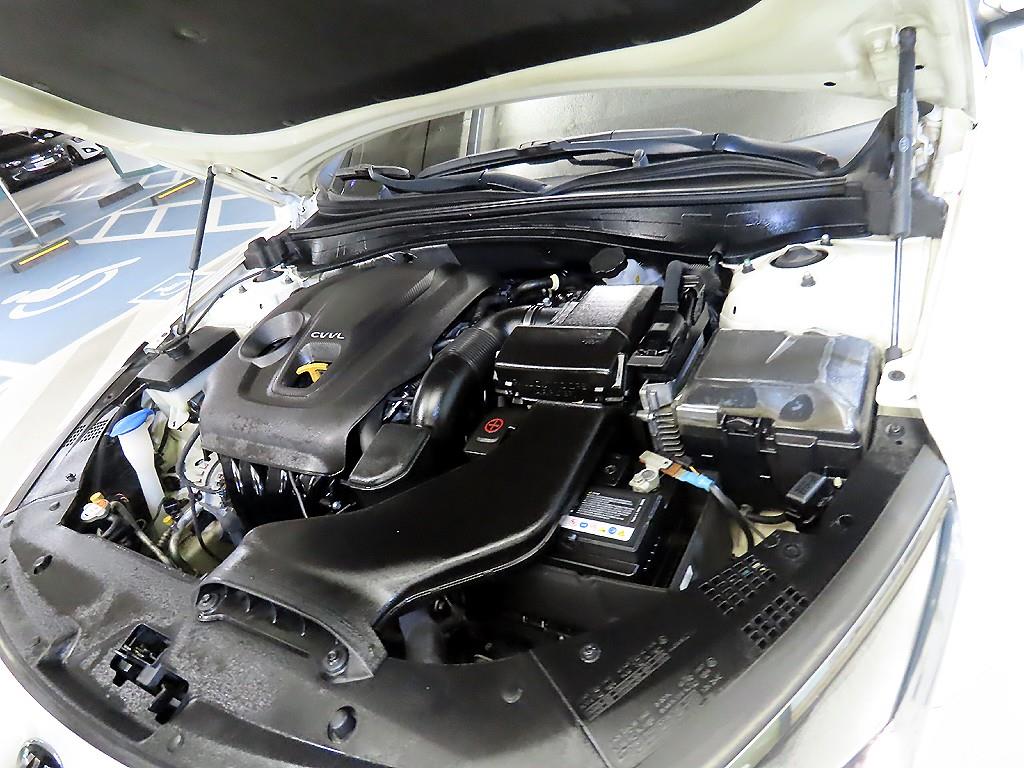 KIA K5 2017 Blanco - Importación desde Corea - HF Imports Iquique - Foto 17