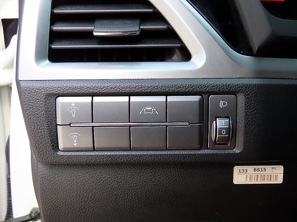 Ssangyong Korando - Vista 12