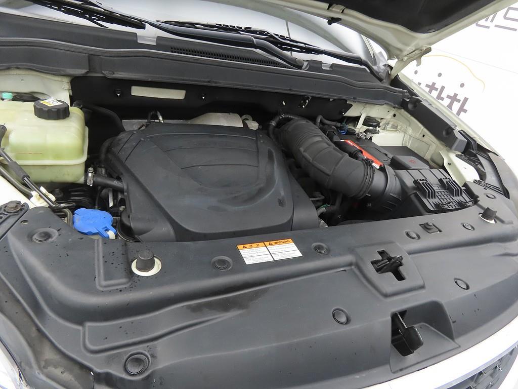 Ssangyong Korando 2017 Blanco - Importación desde Corea - HF Imports Iquique - Foto 19