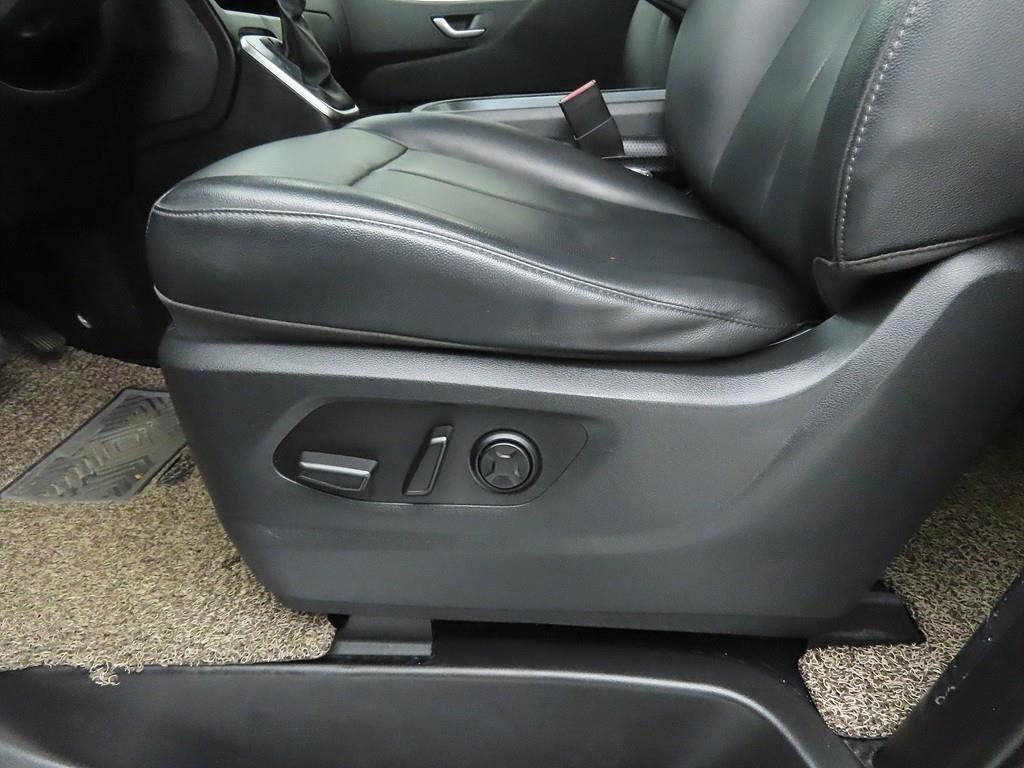 HYUNDAI Staria - Vista 12