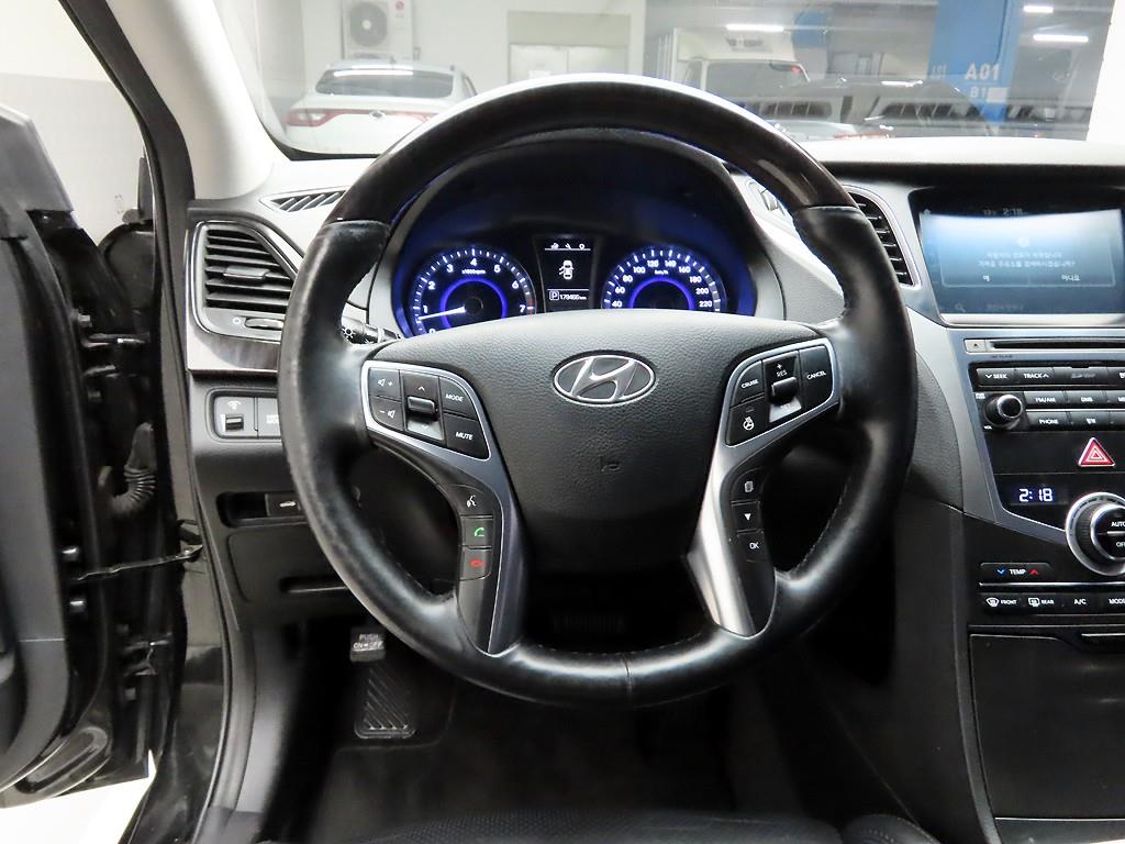 HYUNDAI Grandeur - Vista 8