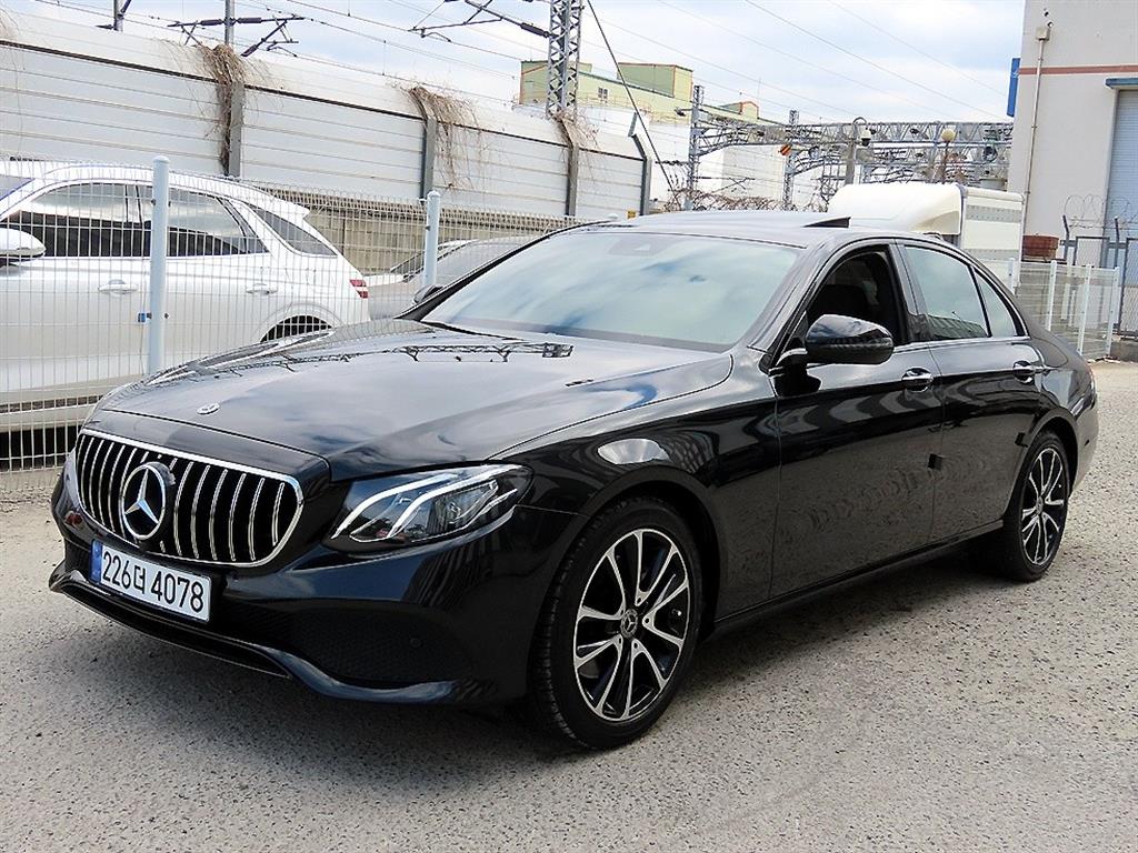 Mercedes Benz E class - Vista 2