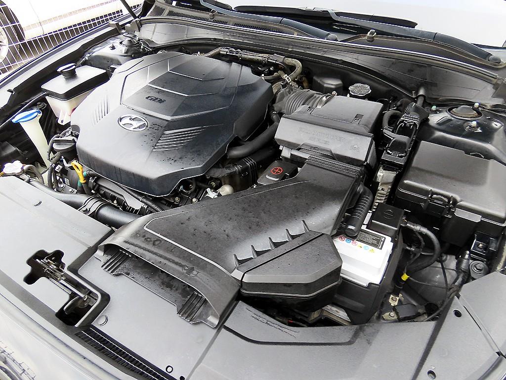 HYUNDAI Grandeur 2018 Negro - Importación desde Corea - HF Imports Iquique - Foto 19