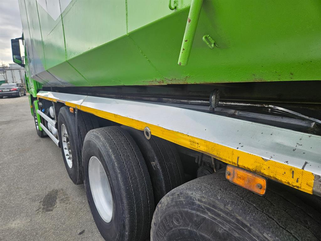 medium and large cargo apChoukJingae - Vista 9