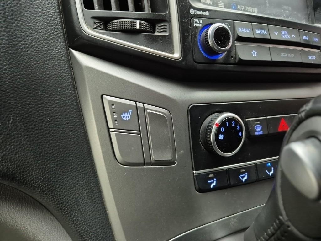 HYUNDAI Starex 2019 Blanco - Importación desde Corea - HF Imports Iquique - Foto 15