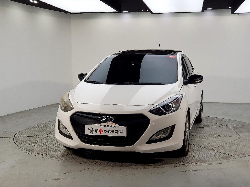 HYUNDAI i30 - Vista 2