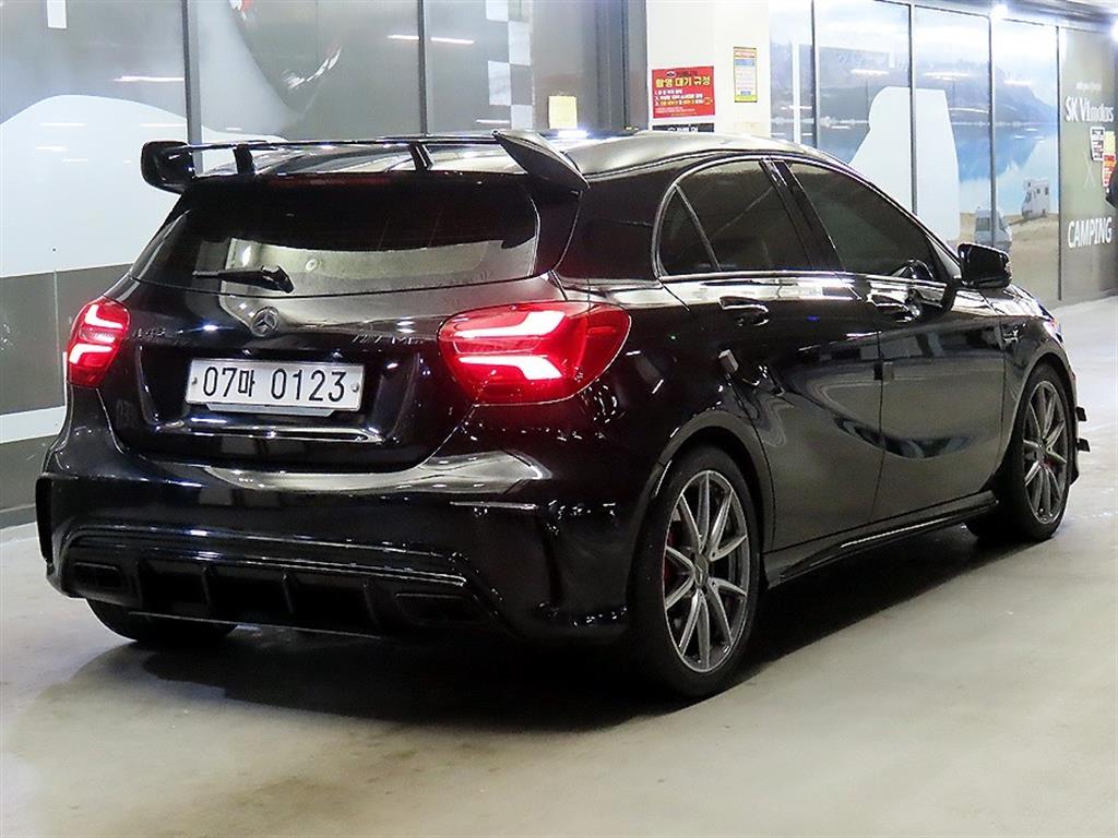 Mercedes Benz A Class - Vista 4