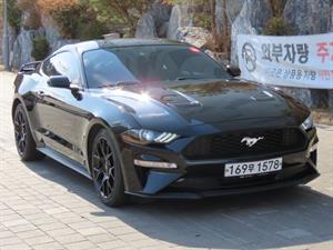 Ford Mustang - Vista 4
