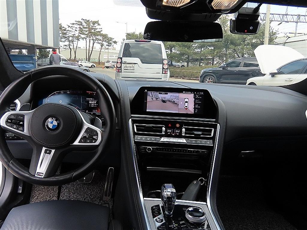 BMW 8 Series - Vista 7