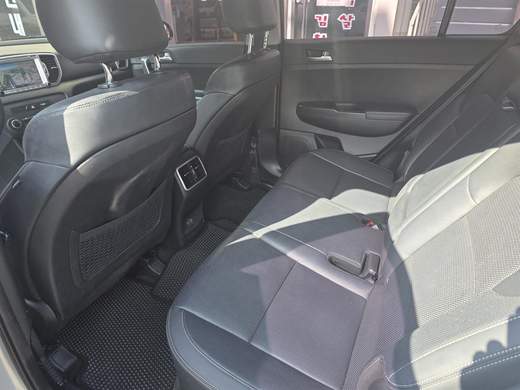 KIA Sportage - Vista 12