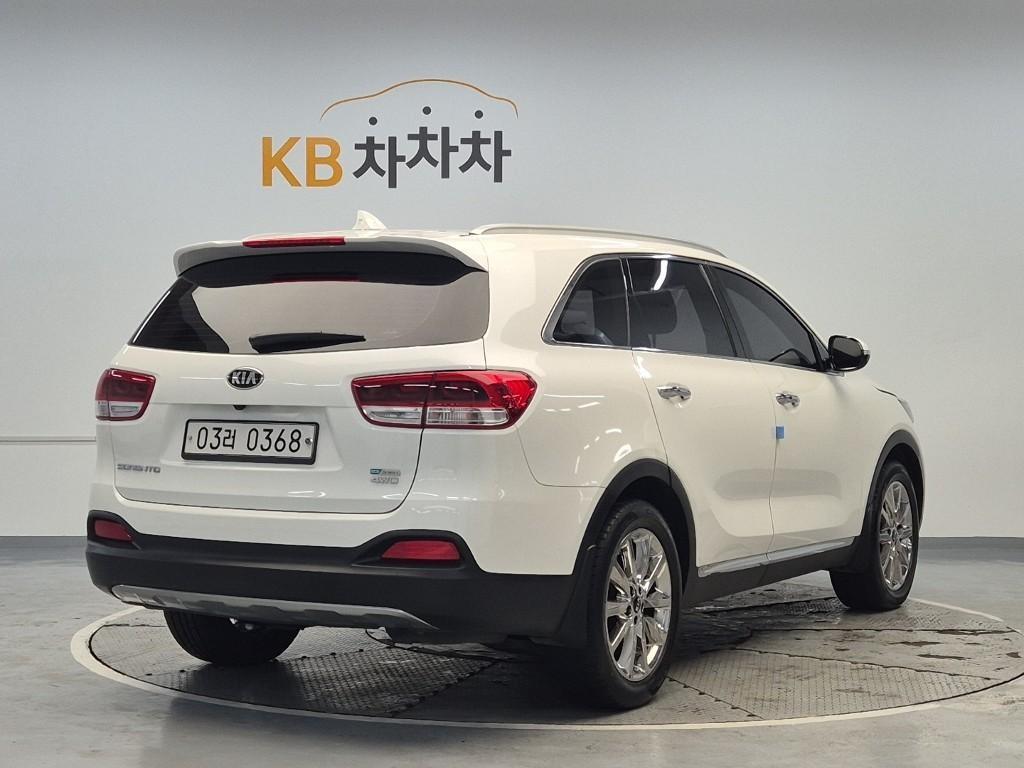KIA Sorento - Vista 3